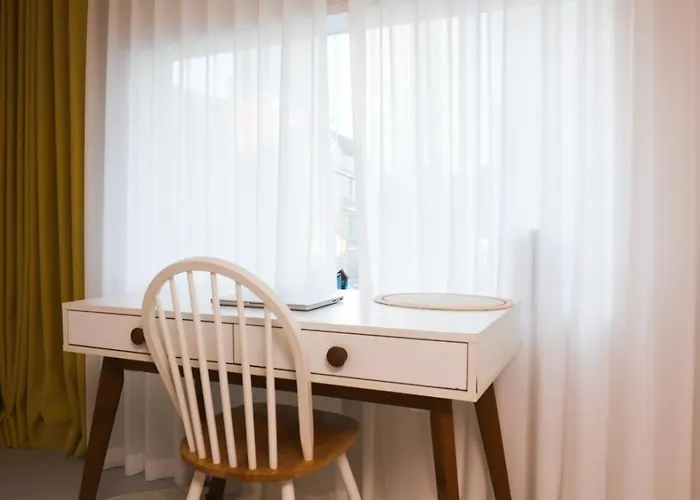 Premium Spacious House,hongik 1 Stop,hapjeong Station 3 Minutes On Foot,free Laundry And Drying,good For Family And Friends Gathering,3r4b,9 People Appartement