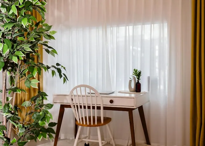 Appartement Premium Spacious House,hongik 1 Stop,hapjeong Station 3 Minutes On Foot,free Laundry And Drying,good For Family And Friends Gathering,3r4b,9 People