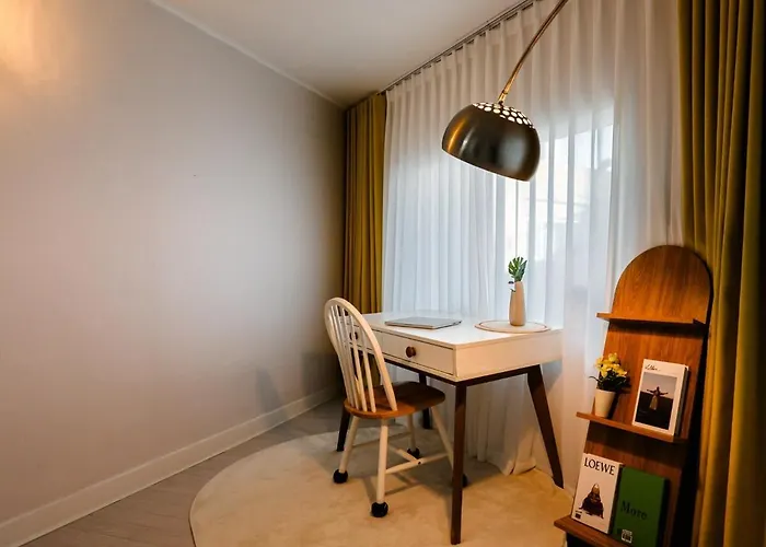 Appartement Premium Spacious House,hongik 1 Stop,hapjeong Station 3 Minutes On Foot,free Laundry And Drying,good For Family And Friends Gathering,3r4b,9 People Séoul