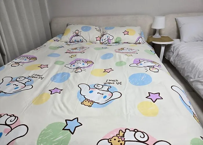 Premium Spacious House,hongik 1 Stop,hapjeong Station 3 Minutes On Foot,free Laundry And Drying,good For Family And Friends Gathering,3r4b,9 People Appartement *